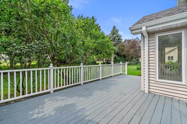 1141 PENDLETON ROAD, Neenah, WI 54956