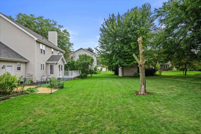 1141 PENDLETON ROAD, Neenah, WI 54956