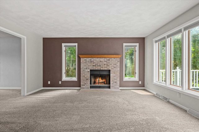 1141 PENDLETON ROAD, Neenah, WI 54956