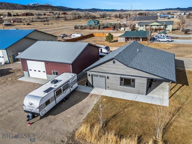 726 & 728 Madison Avenue, Ennis, MT 59729