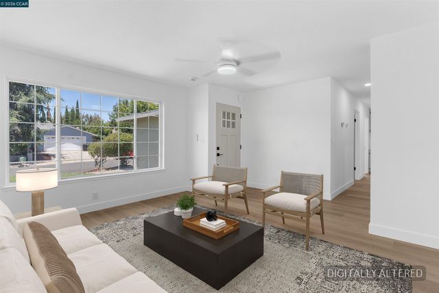12 Merrimac Pl, Pittsburg, CA 94565