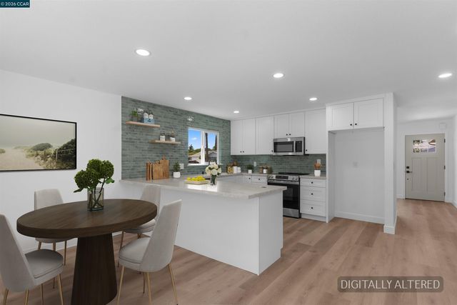 12 Merrimac Pl, Pittsburg, CA 94565