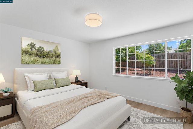 12 Merrimac Pl, Pittsburg, CA 94565