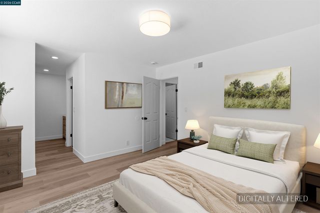 12 Merrimac Pl, Pittsburg, CA 94565
