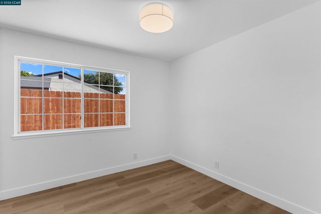 12 Merrimac Pl, Pittsburg, CA 94565