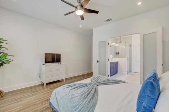 21214 Santa Rosa Ave, Lago Vista, TX 78645