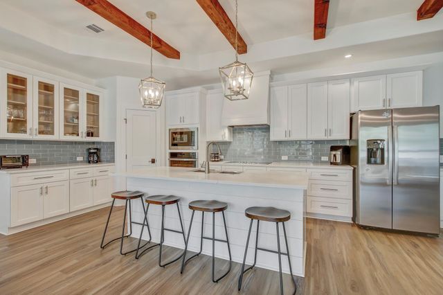 21214 Santa Rosa Ave, Lago Vista, TX 78645
