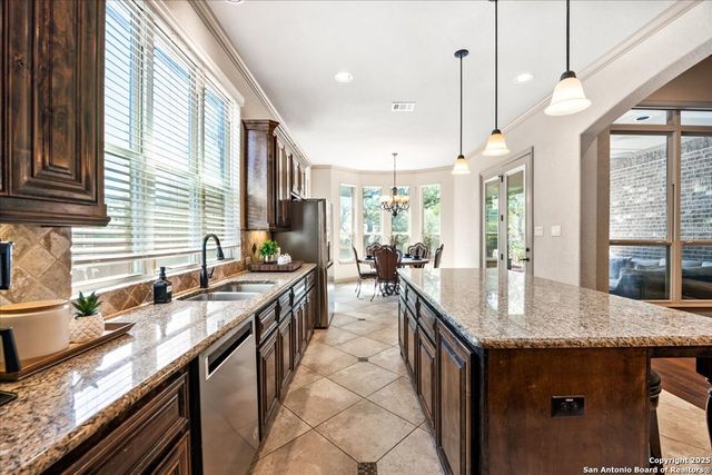 25707 Preserve Crst, San Antonio, TX 78261