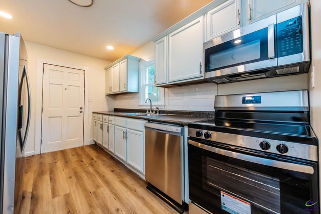 111 benton Avenue, Warner Robins, GA 31088