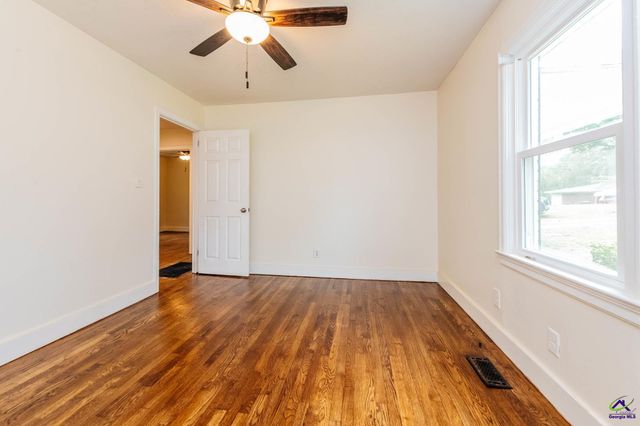 111 benton Avenue, Warner Robins, GA 31088