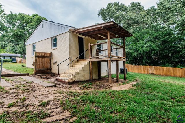111 benton Avenue, Warner Robins, GA 31088