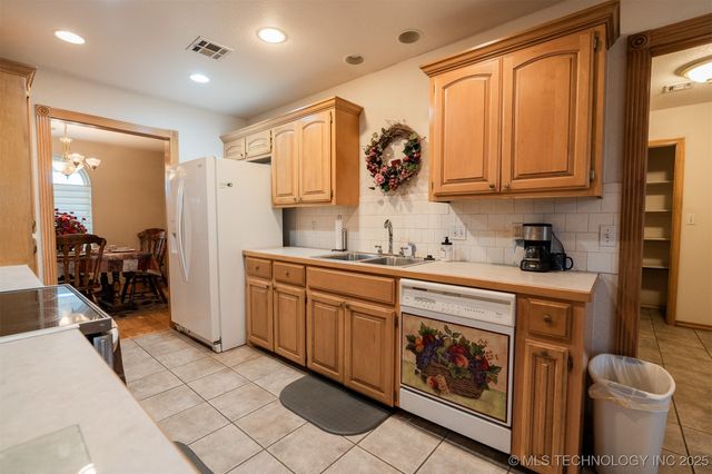 175 Baileys Bend, Mcalester, OK 74501