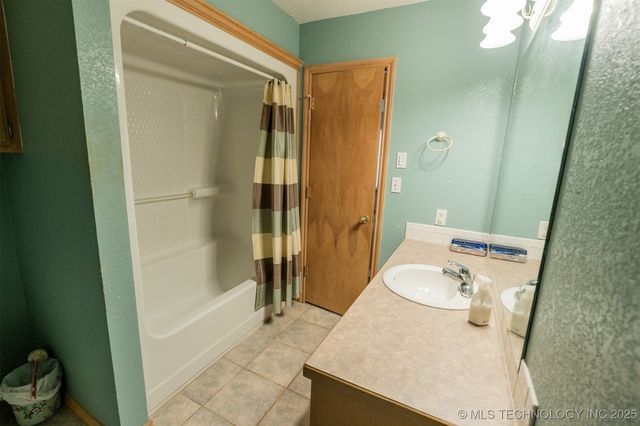 175 Baileys Bend, Mcalester, OK 74501