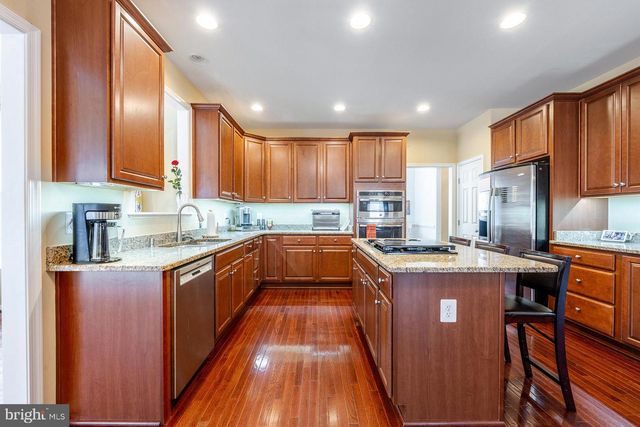 76 LANDMARK DR, Stafford, VA 22554