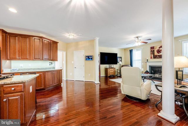 76 LANDMARK DR, Stafford, VA 22554