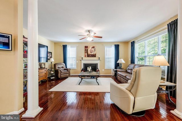 76 LANDMARK DR, Stafford, VA 22554