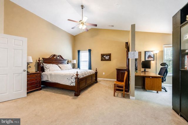 76 LANDMARK DR, Stafford, VA 22554