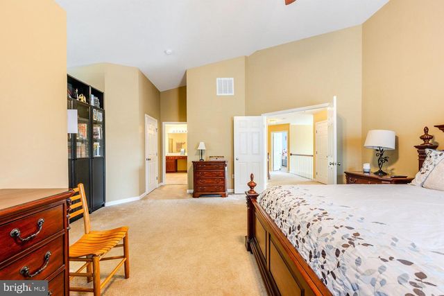 76 LANDMARK DR, Stafford, VA 22554