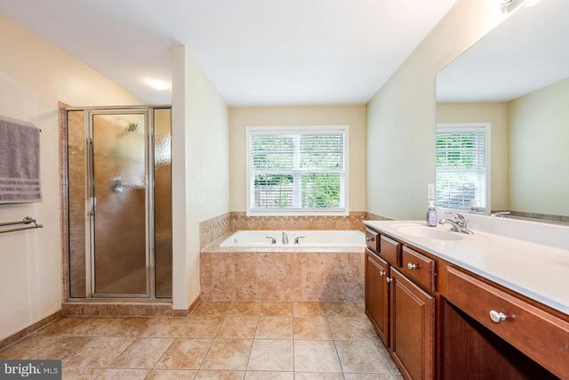 76 LANDMARK DR, Stafford, VA 22554