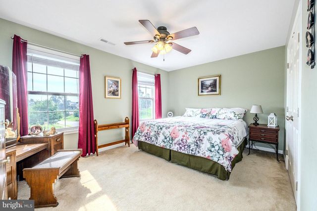 76 LANDMARK DR, Stafford, VA 22554