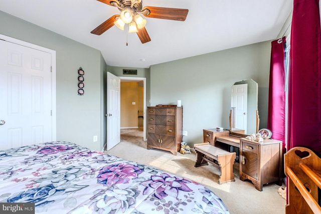 76 LANDMARK DR, Stafford, VA 22554