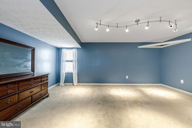 76 LANDMARK DR, Stafford, VA 22554