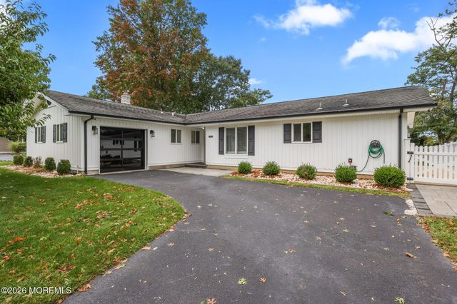20 Middle Lane, Long Branch, NJ 07740