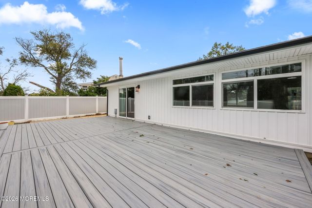 20 Middle Lane, Long Branch, NJ 07740