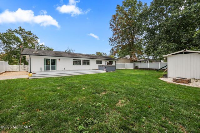 20 Middle Lane, Long Branch, NJ 07740