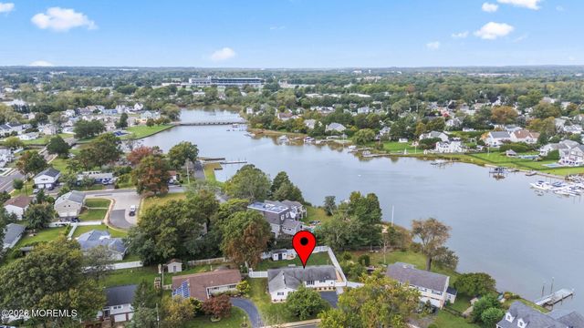 20 Middle Lane, Long Branch, NJ 07740