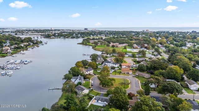 20 Middle Lane, Long Branch, NJ 07740