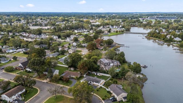 20 Middle Lane, Long Branch, NJ 07740