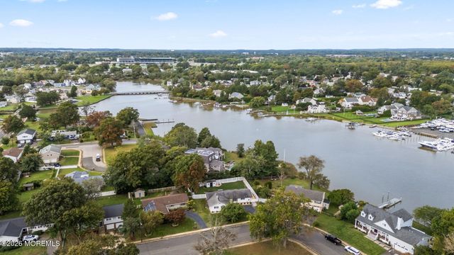 20 Middle Lane, Long Branch, NJ 07740