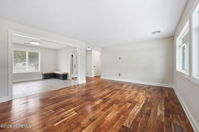 20 Middle Lane, Long Branch, NJ 07740