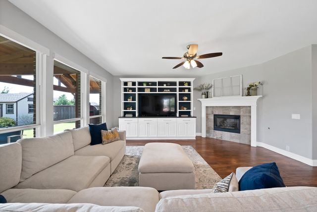 1330 Lantern Faith Drive, Wylie, TX 75098