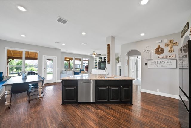1330 Lantern Faith Drive, Wylie, TX 75098