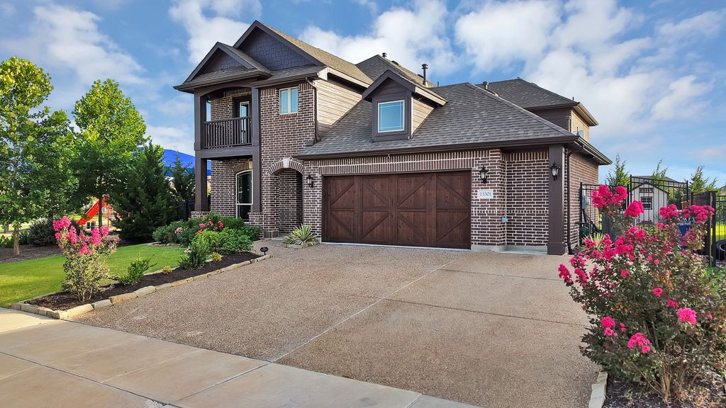 1330 Lantern Faith Drive, Wylie, TX 75098
