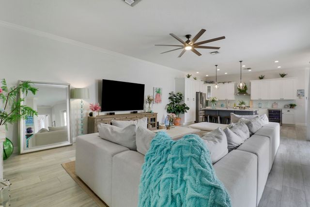 322 Marlberry Circle, Jupiter, FL 33458