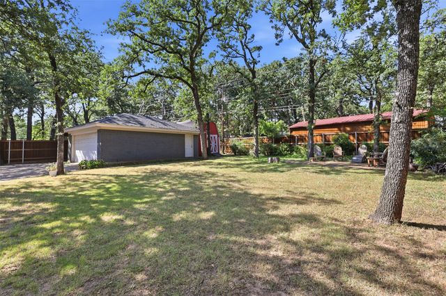 1308 W Redbud Drive, Hurst, TX 76053
