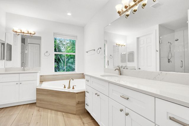 7113 Kensington Court, Palm Beach Gardens, FL 33418