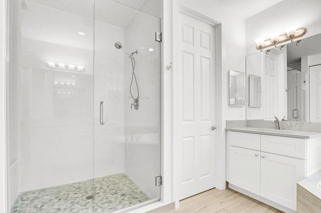 7113 Kensington Court, Palm Beach Gardens, FL 33418