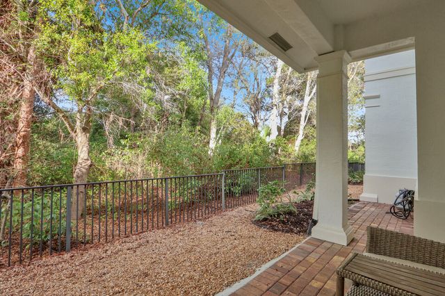 7113 Kensington Court, Palm Beach Gardens, FL 33418