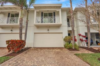 7113 Kensington Court, Palm Beach Gardens, FL 33418