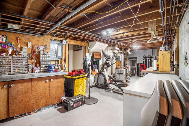 5255 16th Avenue, Hudsonville, MI 49426