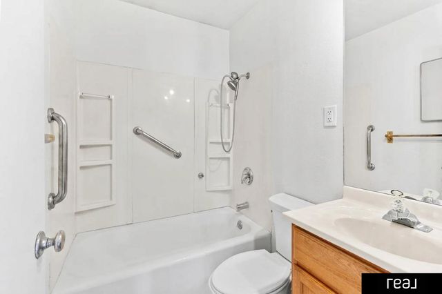 308 W 29th Avenue, Bellevue, NE 68005