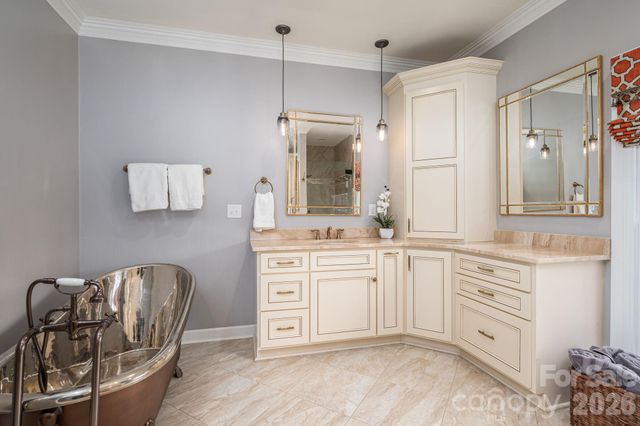 3636 Brentwood Drive, Gastonia, NC 28056