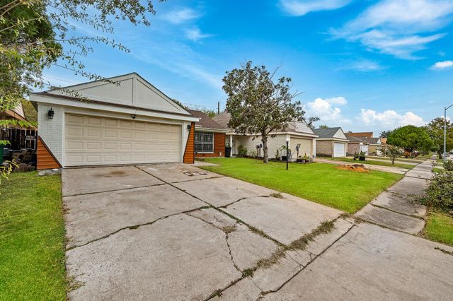 10714 Sherburne Drive, Houston, TX 77072