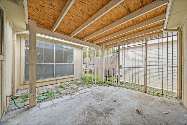 10714 Sherburne Drive, Houston, TX 77072