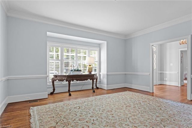 7 Ashton Square, Greensboro, NC 27408