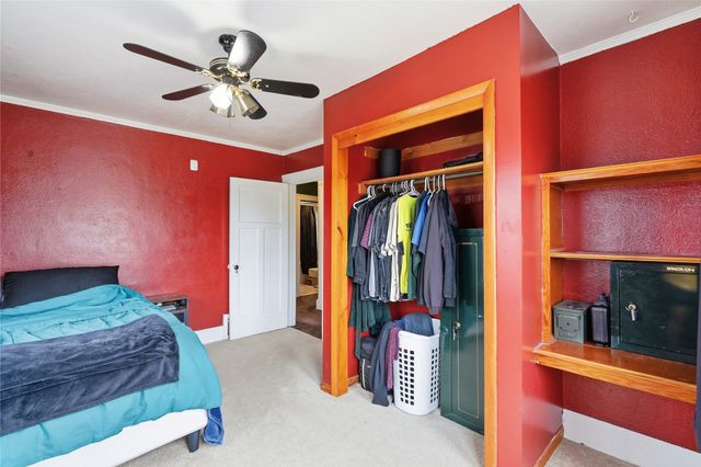 1602 E 32nd Court, Des Moines, IA 50317